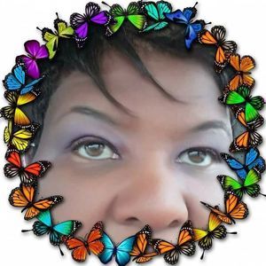 Meet your Posher, Dena